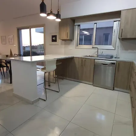 Villa Sunset Gardens, 2 Tala